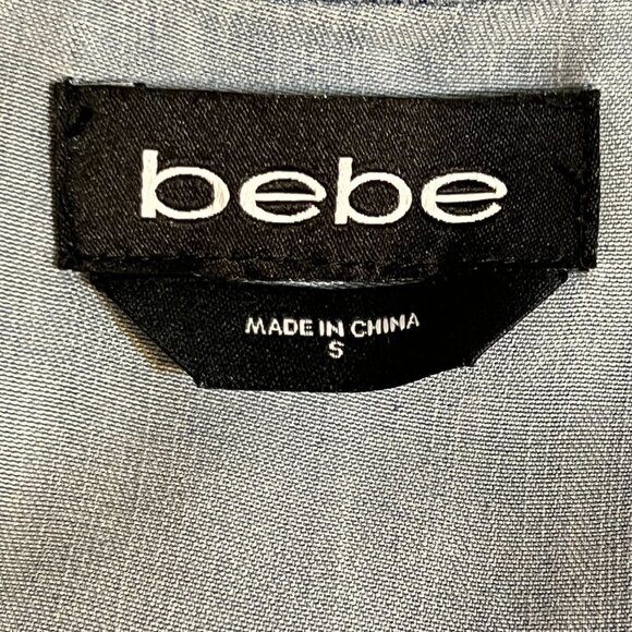 BEBE BLOUSE DENIM BUTTOM DOWN SIZE S - Picture 16 of 16